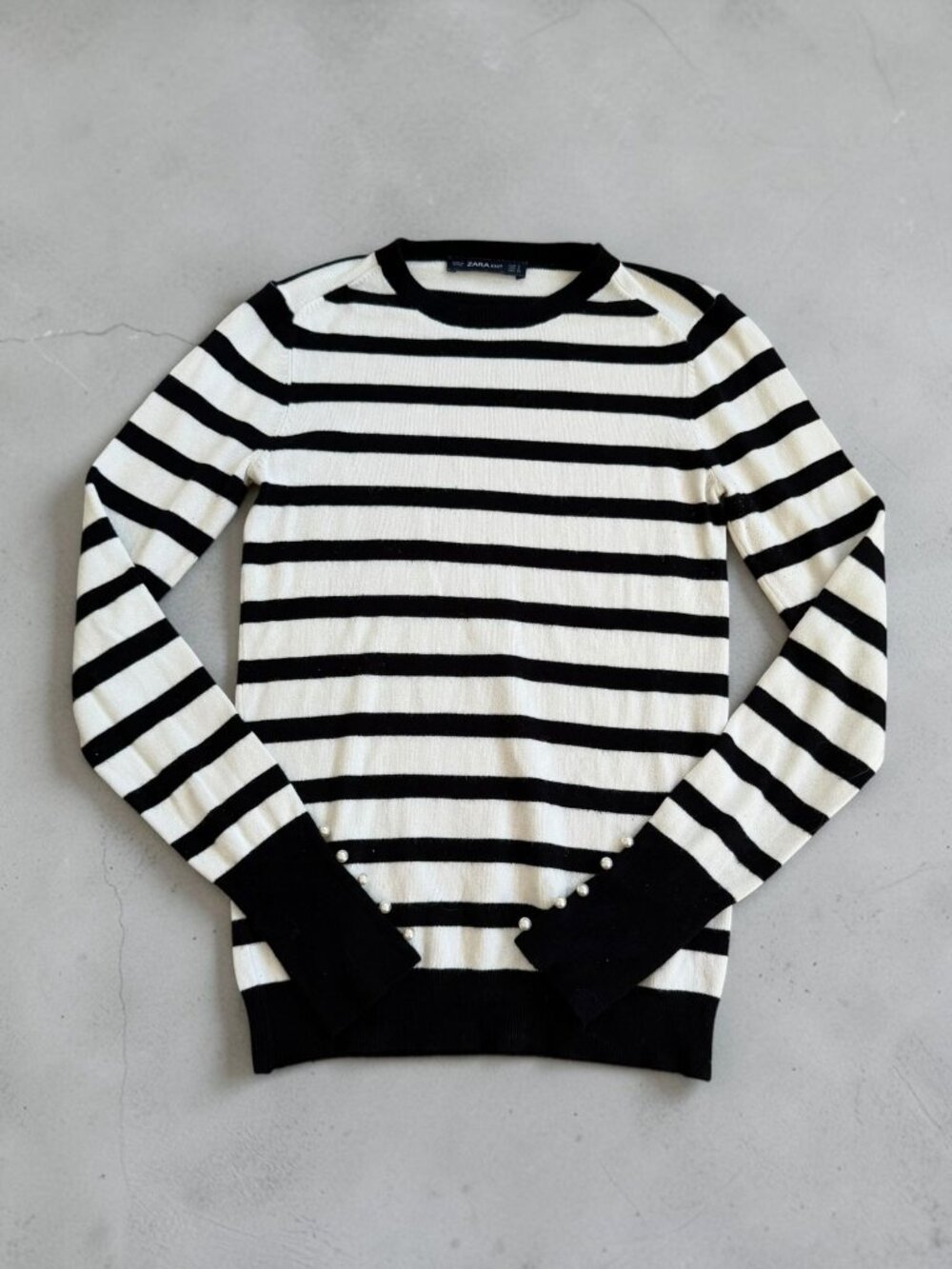 ZARA Basic Black White Striped Crewneck Sweater Size Small